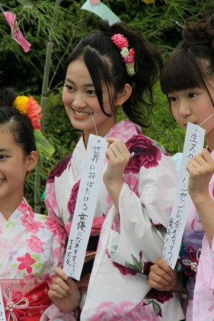 吉本実憂、「X21」七夕撮影会にて