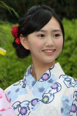 末永真唯、「X21」七夕撮影会にて