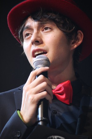 イベントに登場した、ハリー杉山