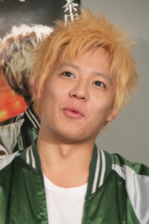 小出恵介、『盲導犬－澁澤龍彦「犬狼都市」より－』囲み取材