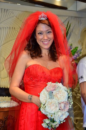 『飛び出す 悪魔のいけにえ レザーフェイス一家の逆襲』公開記念結婚イベントに登場したLiLiCo