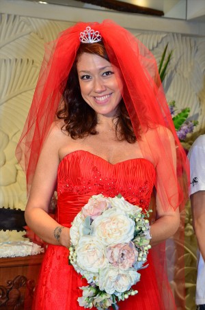 『飛び出す 悪魔のいけにえ レザーフェイス一家の逆襲』公開記念結婚イベントに登場したLiLiCo