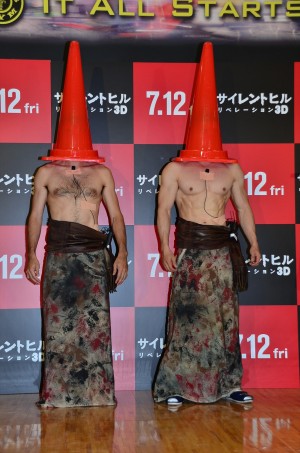 『サイレントヒル：リベレーション3D』イベントに登場したなかやまきんに君、ワッキー