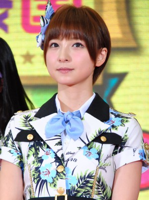 22日の劇場卒業公演でAKBを卒業する篠田麻里子