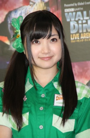 サポーターを務める「WALKING WITH DINOSAURS LIVE」の初日公演を鑑賞したももいろクローバーZ・有安杏果