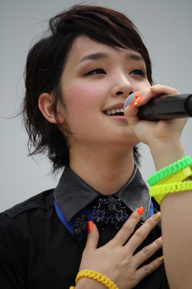 地元・神奈川で凱旋ライブを行った剛力彩芽