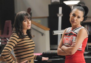 ナヤ・リヴェラ（右／サンタナ役）：「『glee』ファミリーと私は今回の悲劇に接し、深い悲しみに包まれています。コーリーは以前もこれからも私の家族の一員であり、良き友人であり続けます」