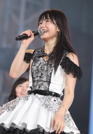 篠田麻里子がチームA新キャプテンに横山由依を指名　 AKB48・5大ドームツアー福岡公演の模様