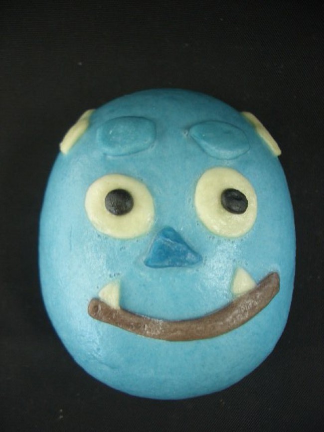 モンスターズ ユニバーシティ 人気キャラがファミマの肉まんになった 13年7月24日 写真 アニメ ニュース クランクイン