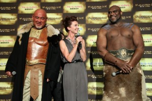 『ゲーム・オブ・スローンズ』プレミア試写会に登場した、武藤敬司、ミシェル、ボブ・サップ