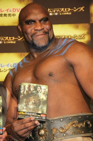 『ゲーム・オブ・スローンズ』プレミア試写会に登場した、ボブ・サップ