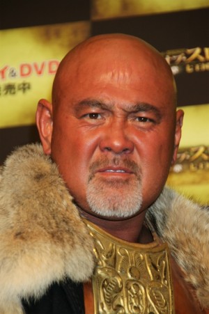 『ゲーム・オブ・スローンズ』プレミア試写会に登場した、武藤敬司