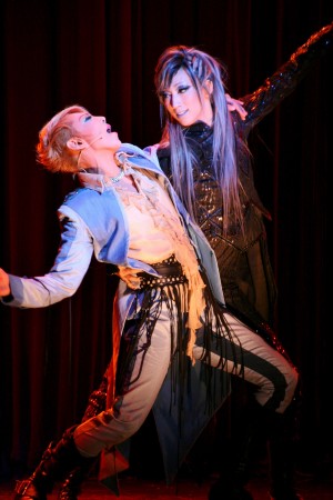 柚希礼音＆真風涼帆、宝塚歌劇団星組『ロミオとジュリエット』稽古の様子