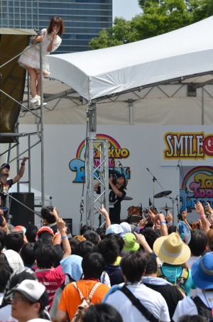 過激パフォーマンスで魅了した後藤まりこ　27日・TOKYO IDOL FESTIVAL 2013