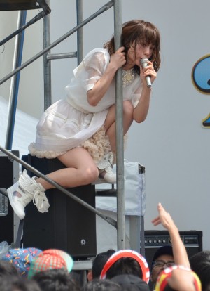 過激パフォーマンスで魅了した後藤まりこ　27日・TOKYO IDOL FESTIVAL 2013