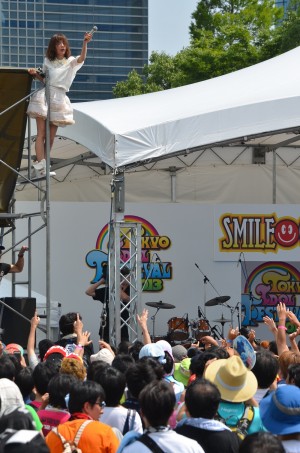 過激パフォーマンスで魅了した後藤まりこ　27日・TOKYO IDOL FESTIVAL 2013
