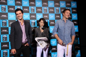 海外ドラマ『フォーリング スカイズ』で来日した、ドリュー・ロイ（左）、コナー・ジェサップ（右）