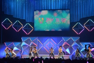 「TOKYO IDOL FESTIVAL 2013」に出演したアイドルカレッジ