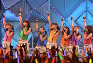 「TOKYO IDOL FESTIVAL 2013」に出演したアップアップガールズ（仮）