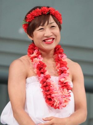 南海キャンディーズの山崎静代こと、しずちゃんが7年ぶりにフラダンスを披露