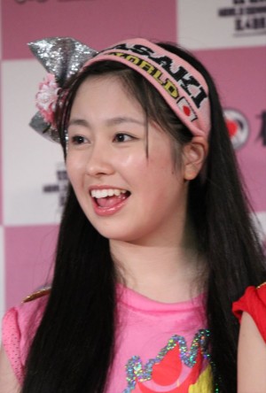 横浜日産スタジアムライブで6万人を集めたももいろクローバーZ・佐々木彩夏