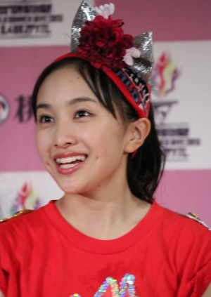 横浜日産スタジアムライブで6万人を集めたももいろクローバーZ・百田夏菜子