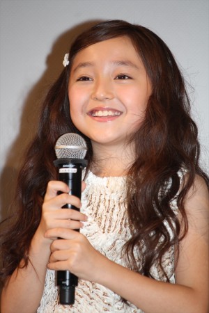 『上京ものがたり』完成披露試写会に出席した谷花音