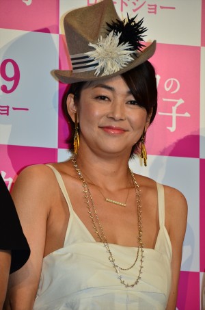 『ハダカの美奈子』製作発表記者会見に登場した中島知子