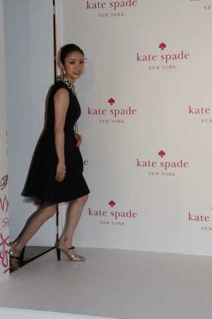 「ケイト・スペード　ニューヨーク」20周年を上戸彩も祝福