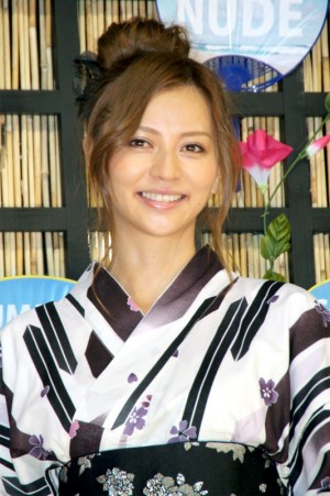 浴衣姿で登場した、香里奈