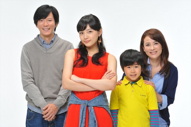 川口春奈と鈴木砂羽のカラダが入れ替わる Tbs10月新ドラマ 夫のカノジョ 13年8月16日 エンタメ ニュース クランクイン 川口春奈と鈴木砂羽のカラダが入れ替わる Tbs10月新ドラマ 夫のカノジョ 13年8月16日 エンタメ ニュース クランクイン