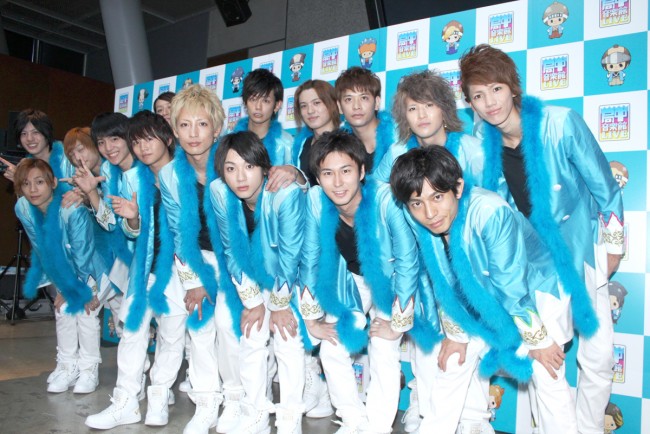 イケメン集団d2が歌って踊る 局中音楽館live 開幕に 一体感が生まれた 13年8月16日 エンタメ ニュース クランクイン イケメン集団d2が歌って踊る 局中音楽館live 開幕に 一体感が生まれた 13年8月16日 エンタメ ニュース クランクイン
