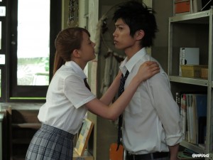 トリンドル玲奈×山本裕典キスシーン、『山田くんと7人の魔女』