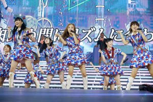 AKB48 東京ドーム2日目公演の模様