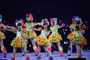 AKB48 東京ドーム2日目公演の模様
