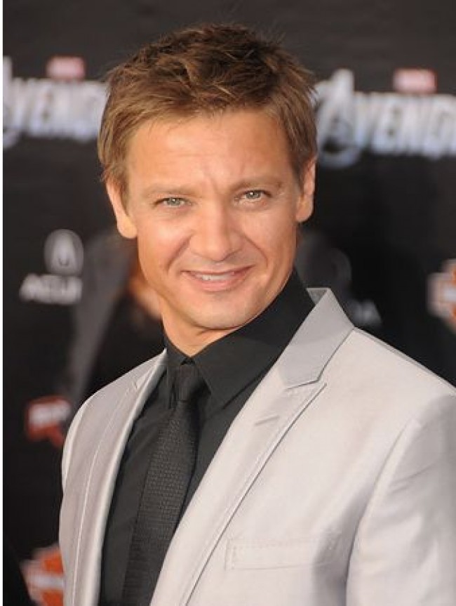 ジェレミー レナーの愛犬見つかる 自宅から300キロ以上離れた一般人宅で保護 13年8月26日 セレブ ゴシップ ニュース クランクイン