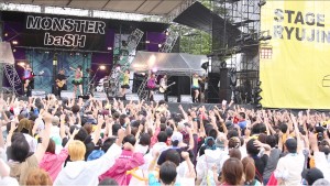 愛媛のご当地ロックアイドル・ひめキュンフルーツ缶がMONSTER baSH 2013に初降臨！