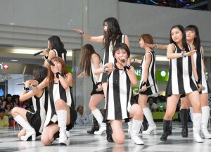 新曲で3作連続チャート1位を目指す新生・モーニング娘。