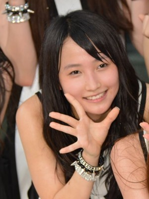 新曲で3作連続チャート1位を目指す新生・モーニング娘。　鞘師里保