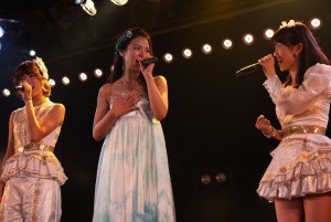 2期生が集結した秋元才加最後の劇場公演の模様