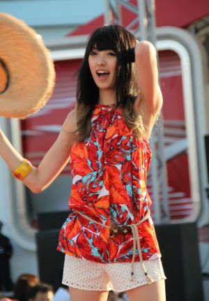 「お台場合衆国」で行われたファッションショーの模様　南明奈