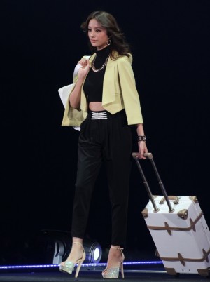 高橋メアリージュンさん　TGC 13AW 直筆サイン入り写真 高橋メアリージュンさん TGC 13AW 直筆サイン入り写真