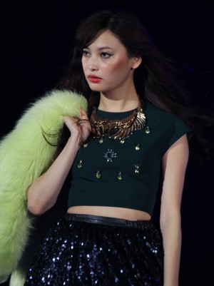 大政絢、『第17回東京ガールズコレクション　2013 AUTUMN／WINTER』