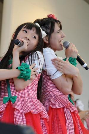 3rdシングル『GYO-ZA Party』発売記念イベントを行ったとちおとめ25