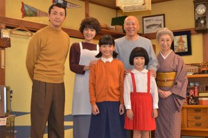 キャストが役衣装で登場！『スペシャルドラマ ちびまる子ちゃん』制作発表会見にて