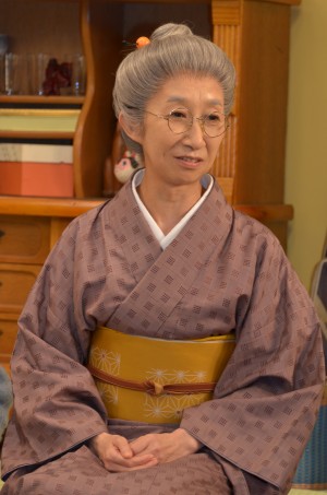 おばあちゃん役の鷲尾真知子、『スペシャルドラマ ちびまる子ちゃん』制作発表会見にて