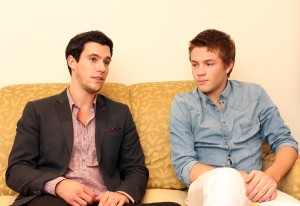 『フォーリング スカイズ』ドリュー・ロイ＆コナー・ジェサップ