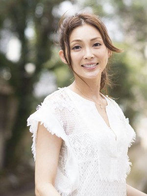 処女作『浅き夢見し』で小説家デビューを果たした押切もえ