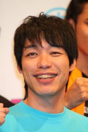 川島明（麒麟）