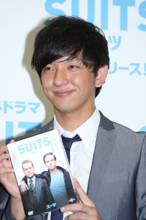 向井慧、海外ドラマ『SUITS／スーツ』DVDリリース記念イベントにて